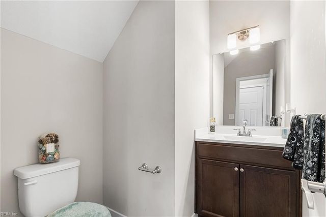 304 Fishers CT, Hampton, VA 23666