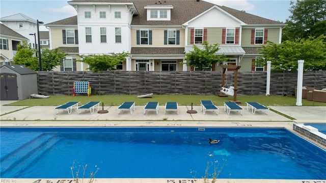 304 Fishers CT, Hampton, VA 23666