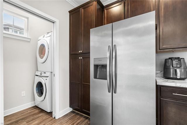304 Fishers CT, Hampton, VA 23666