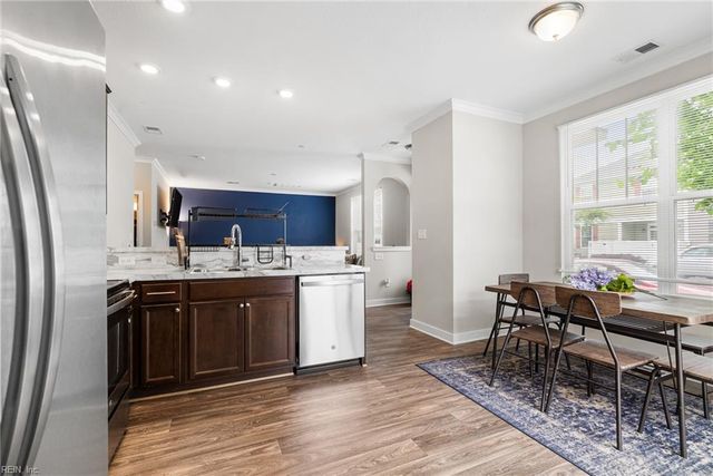 304 Fishers CT, Hampton, VA 23666