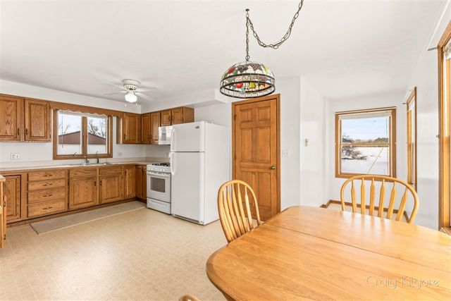 15425 132nd Avenue, Nunica, MI 49448