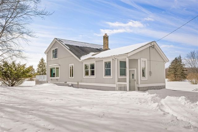 15425 132nd Avenue, Nunica, MI 49448