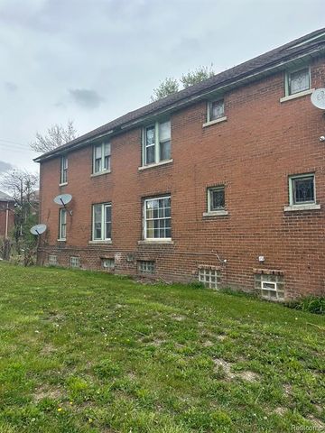 1976 La Belle Street, Detroit, MI 48238