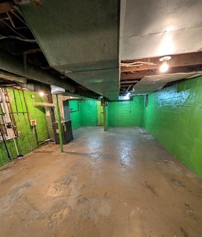 1133 Division Street, Kalamazoo, MI 49001