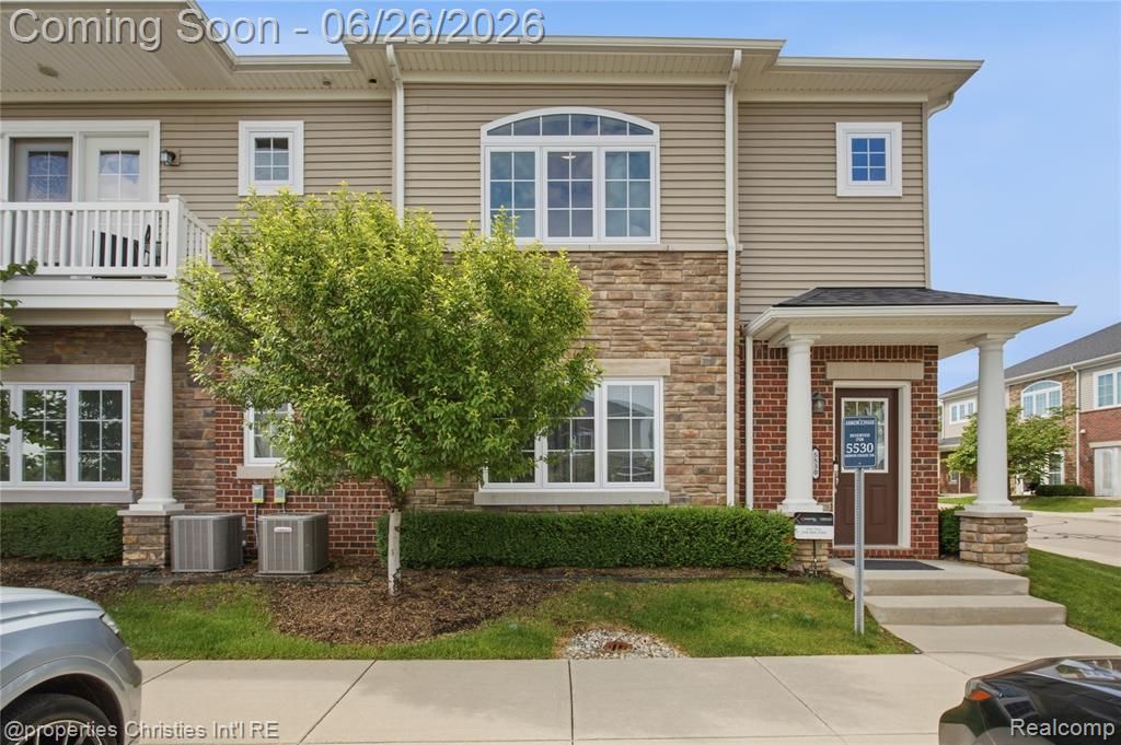 5530 Arbor Chase Drive 14, Ann Arbor, MI 48103