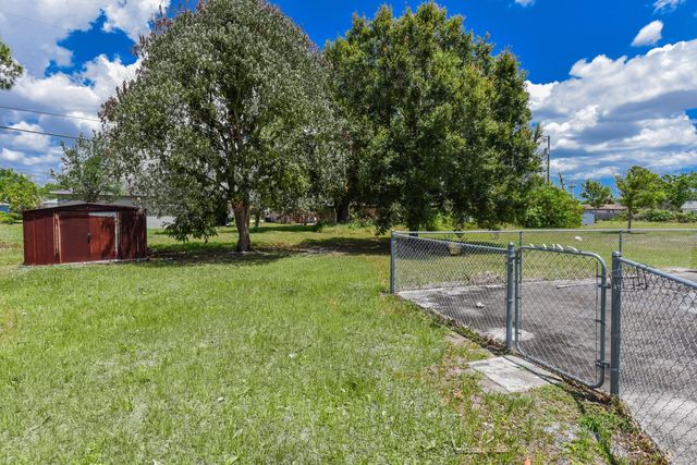 915 SW John Maccormack Terrace, Port St. Lucie, Port St Lucie, FL 34953