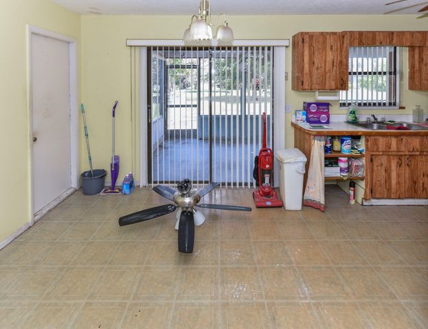 915 SW John Maccormack Terrace, Port St. Lucie, Port St Lucie, FL 34953