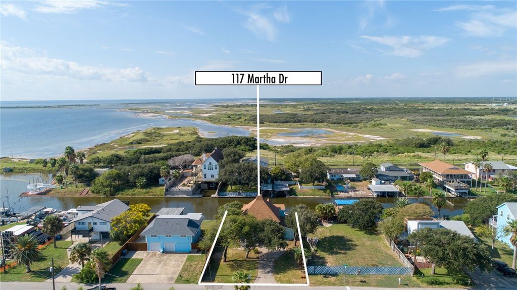 117 Martha Dr, Corpus Christi, TX 78418 — photo 4