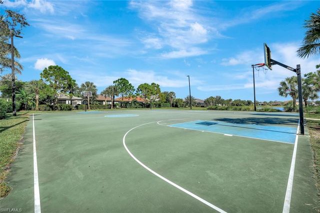 1750 Alameda DR, Naples, FL 34120