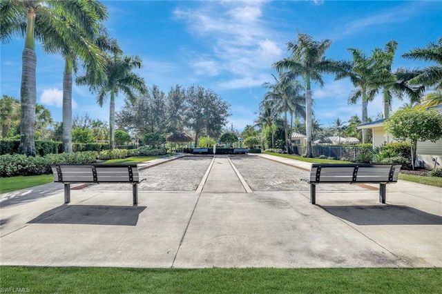 1750 Alameda DR, Naples, FL 34120