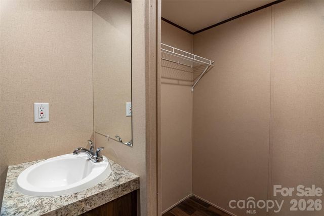 482 Jm Lovelace Road, Ellenboro, NC 28040