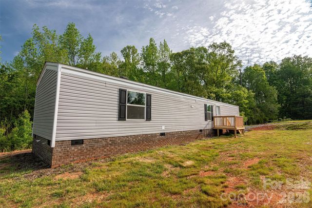 482 Jm Lovelace Road, Ellenboro, NC 28040