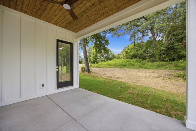 358 Thomas Road, Fort Oglethorpe, GA 30742