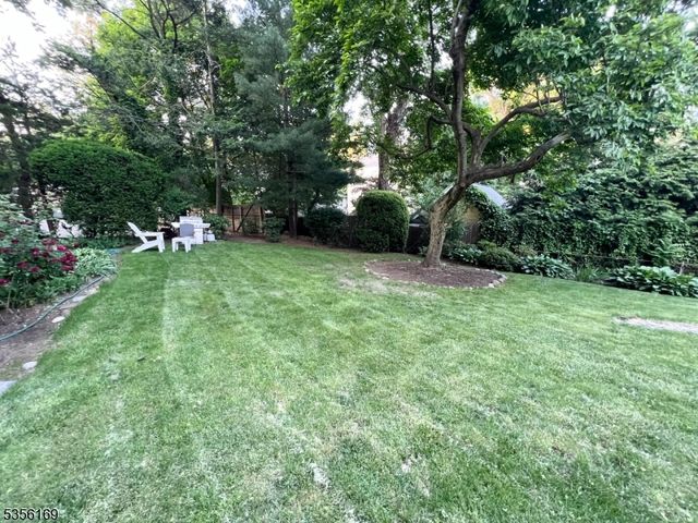 133 Summit Ave 30, Summit City, NJ 07901