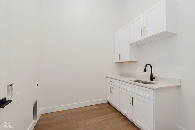 1155 S Rangeline Road 502, Carmel, IN 46032