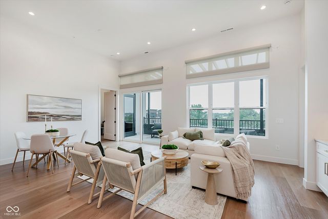 1155 S Rangeline Road 502, Carmel, IN 46032