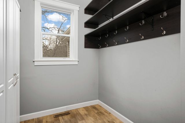 3136 N View Lane, Woodbury, MN 55125