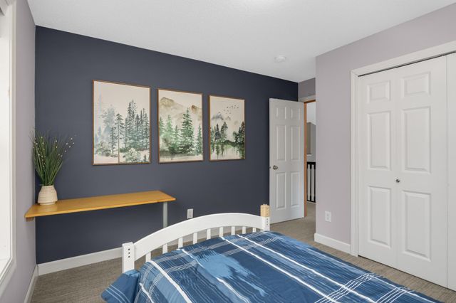 3136 N View Lane, Woodbury, MN 55125