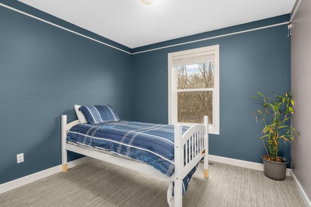 3136 N View Lane, Woodbury, MN 55125