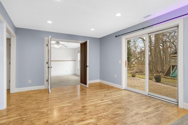 3136 N View Lane, Woodbury, MN 55125