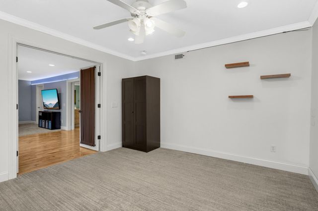 3136 N View Lane, Woodbury, MN 55125