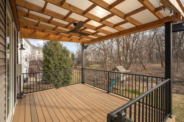 3136 N View Lane, Woodbury, MN 55125