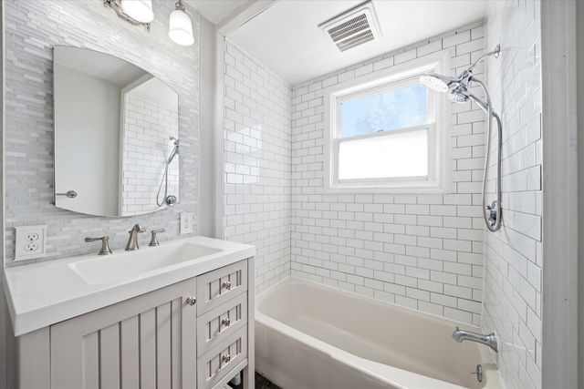 756 Montgomery Street, Manchester, NH 03102