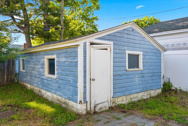 756 Montgomery Street, Manchester, NH 03102