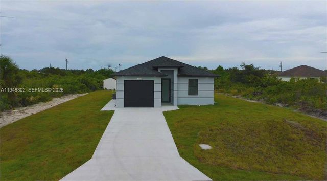 2814 68TH ST W, Lehigh Acres, FL 33971