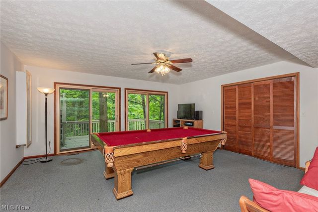 15490 Riddle Road, Chagrin Falls, OH 44022