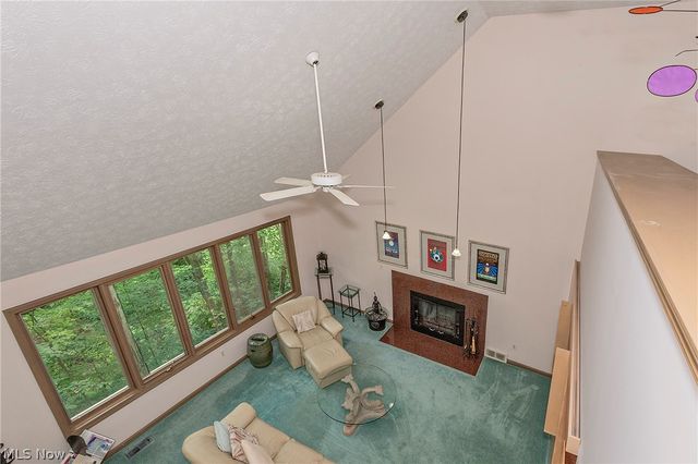 15490 Riddle Road, Chagrin Falls, OH 44022