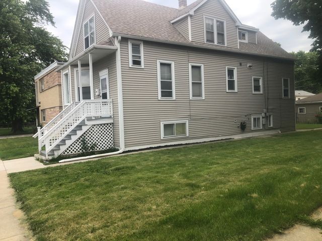 1222 circle Avenue, Forest Park, IL 60130