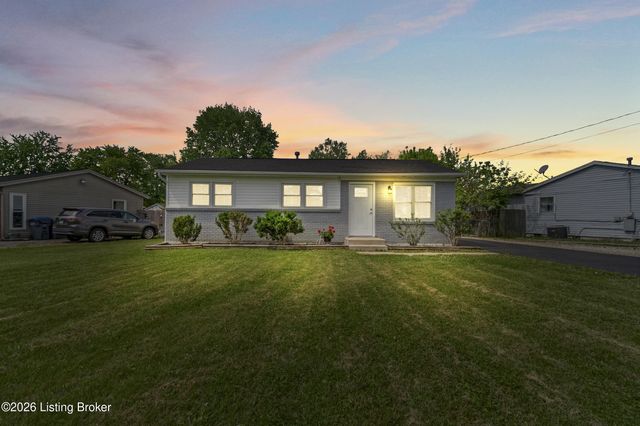 9104 New Maple Rd, Louisville, KY 40229