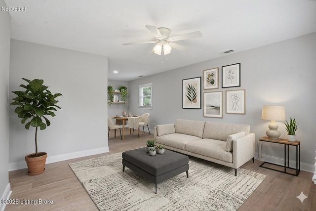 9104 New Maple Rd, Louisville, KY 40229