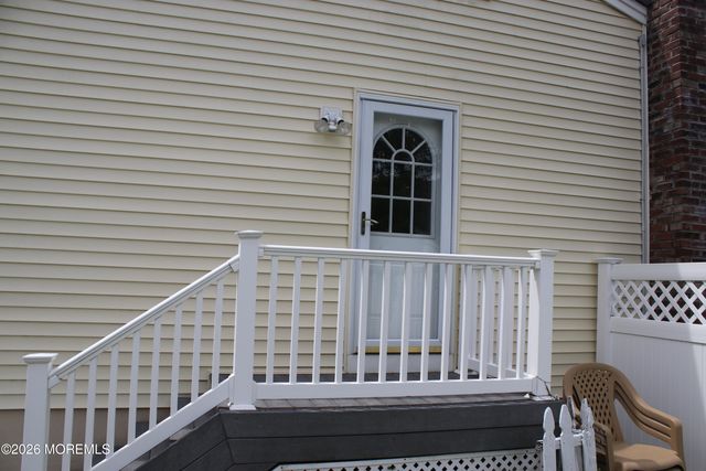48 Harding Road, Freehold, NJ 07728