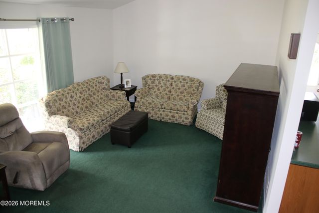 48 Harding Road, Freehold, NJ 07728