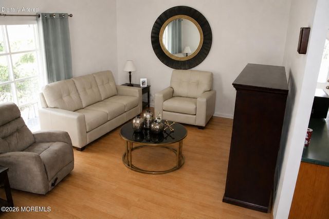 48 Harding Road, Freehold, NJ 07728