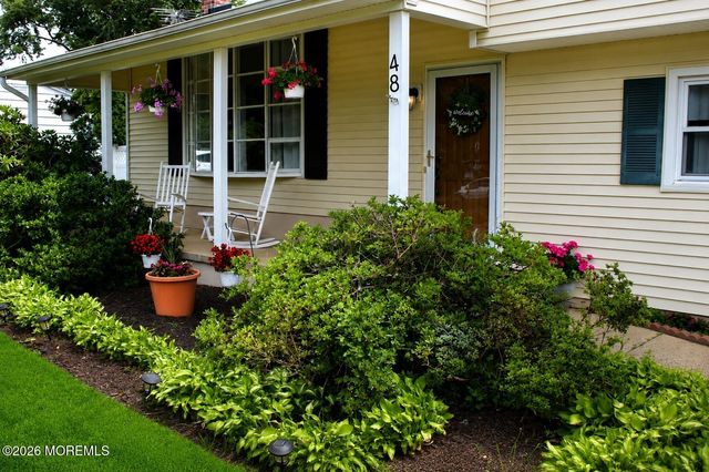 48 Harding Road, Freehold, NJ 07728
