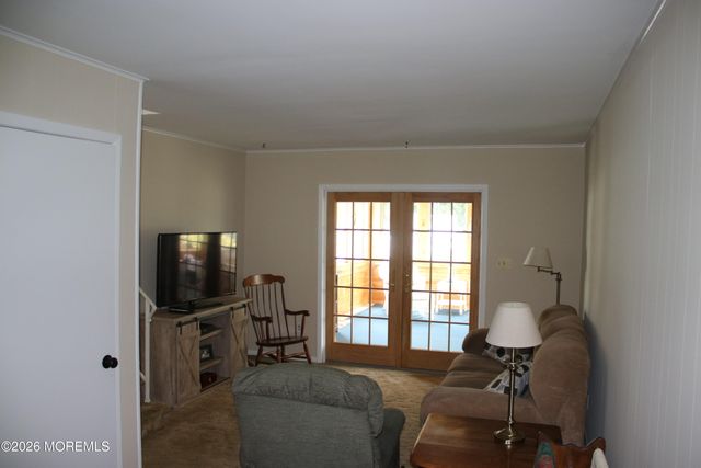 48 Harding Road, Freehold, NJ 07728