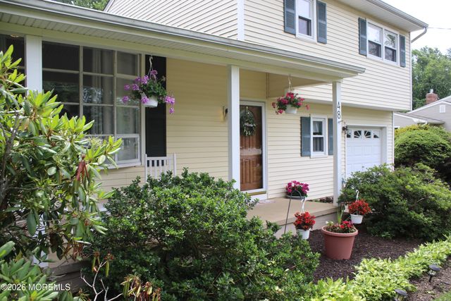 48 Harding Road, Freehold, NJ 07728