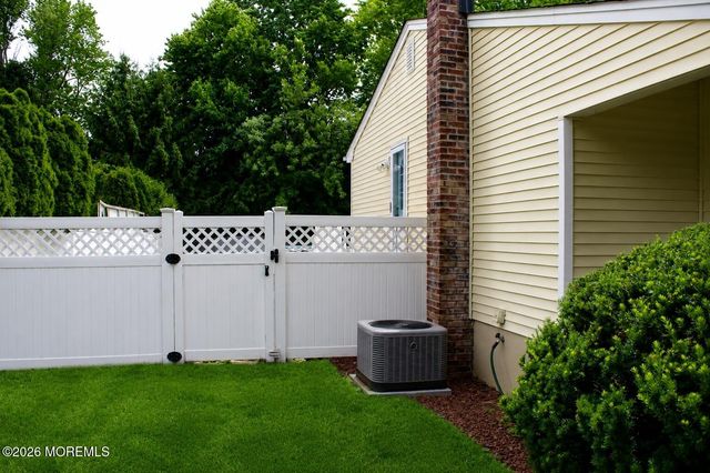 48 Harding Road, Freehold, NJ 07728