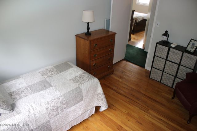 48 Harding Road, Freehold, NJ 07728