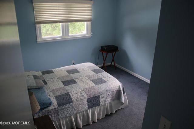 48 Harding Road, Freehold, NJ 07728