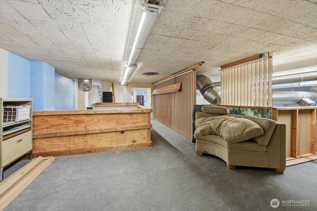 10310 Aurora Avenue N, Seattle, WA 98133