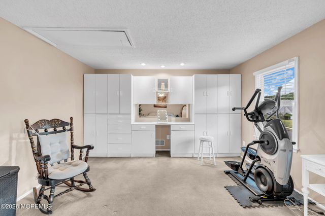 107 Oak Glen Road, Toms River, NJ 08753