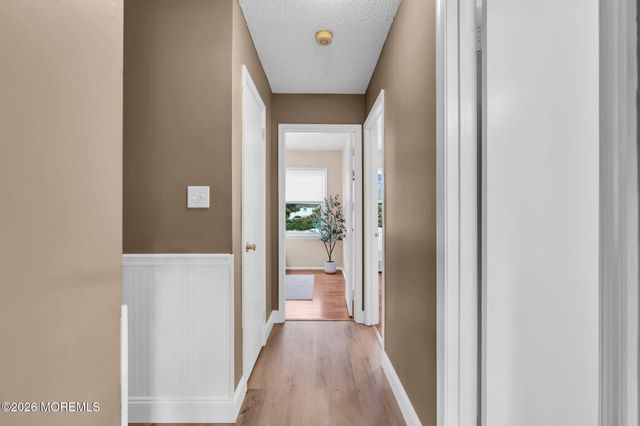 107 Oak Glen Road, Toms River, NJ 08753
