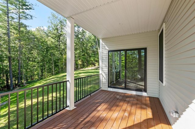 96 King St, Littleton, MA 01460