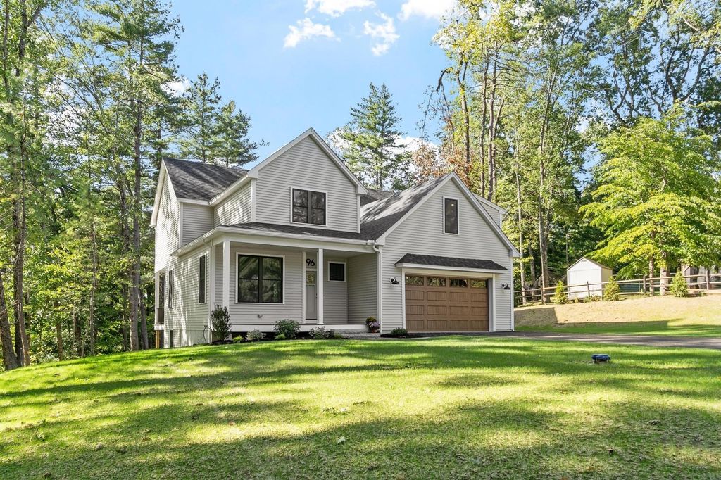 96 King St, Littleton, MA 01460