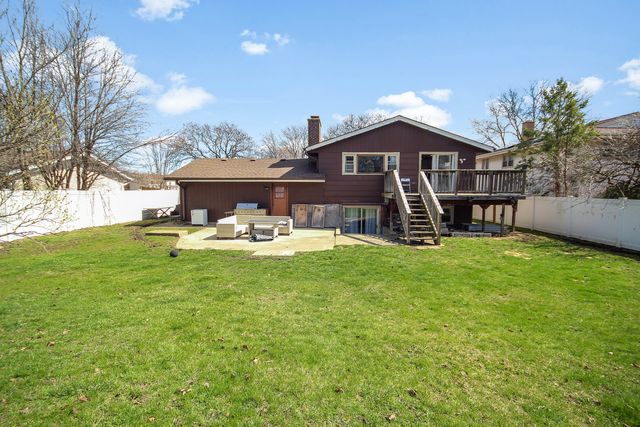 230 Millford Lane, Bloomingdale, IL 60108