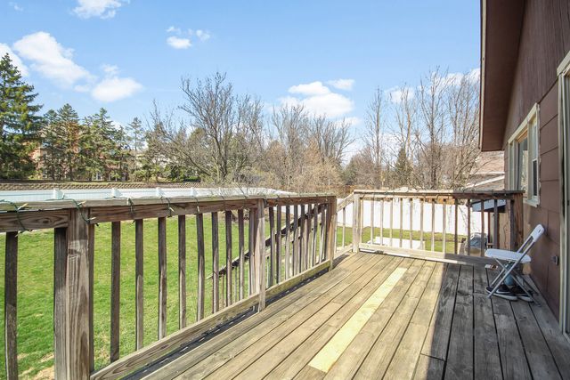 230 Millford Lane, Bloomingdale, IL 60108